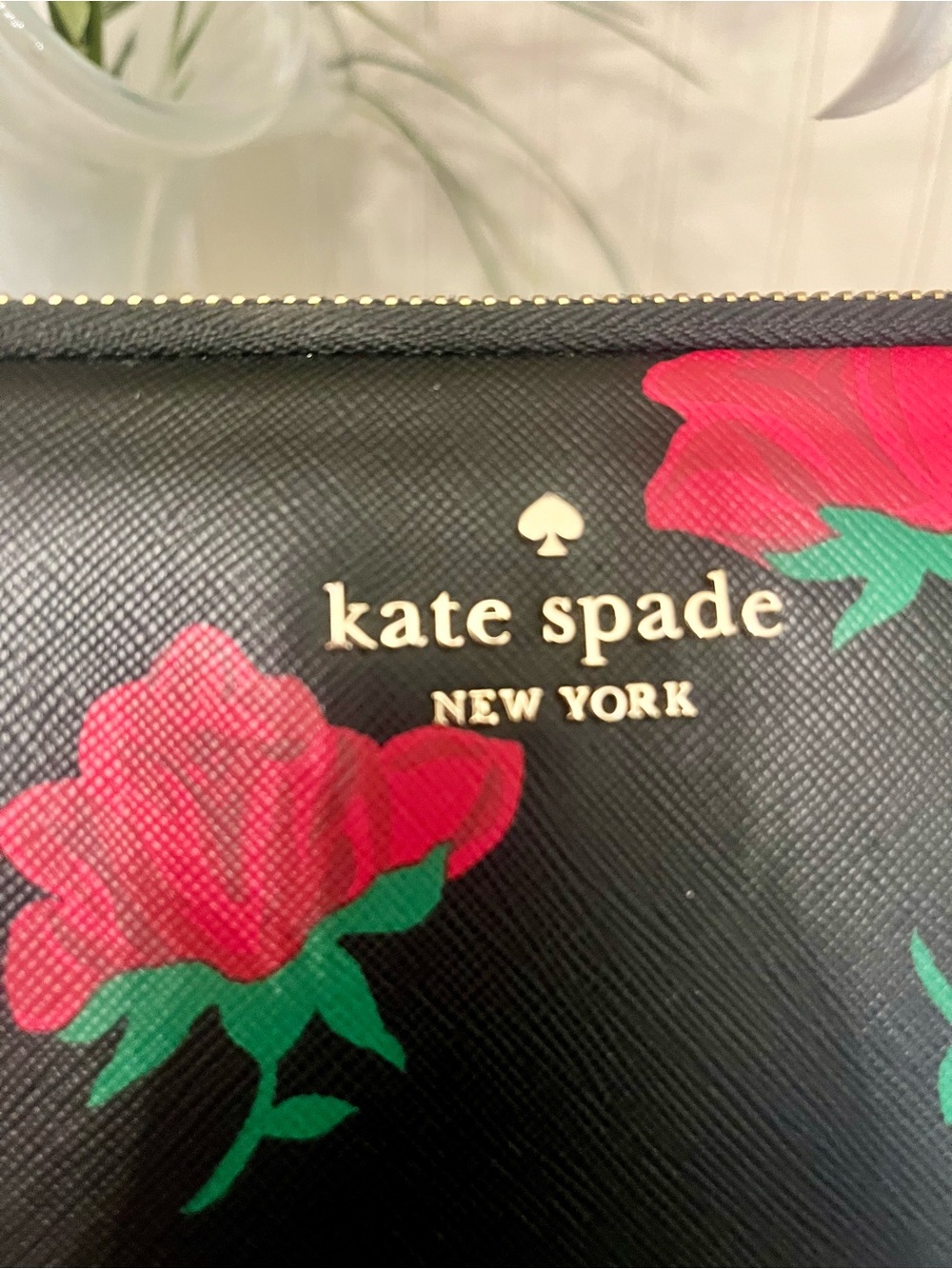 NWOT Kate Spade New York Madison Rose Toss Printed Laptop Sleeve - Picture 3 of 8